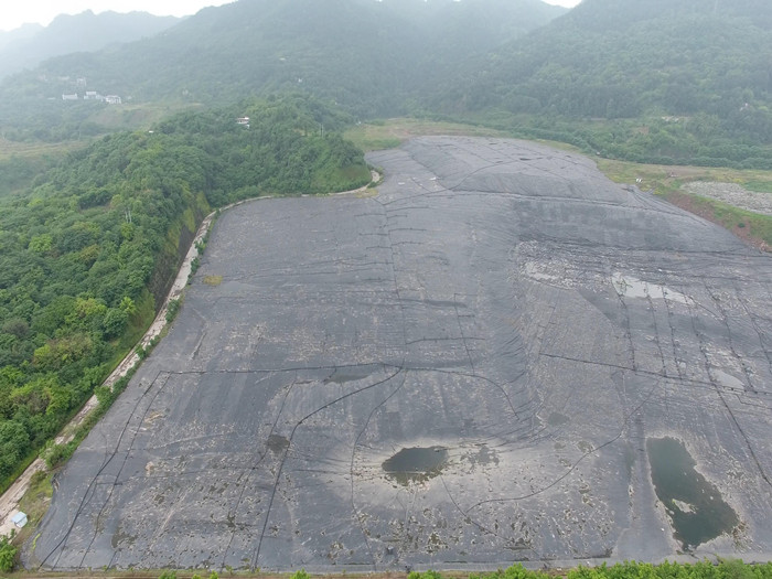 防滲土工膜怎么施工呢?