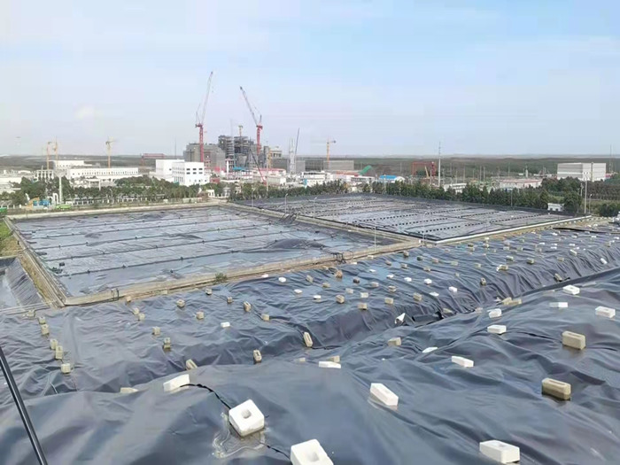 HDPE防滲膜與復合土工膜的區(qū)別